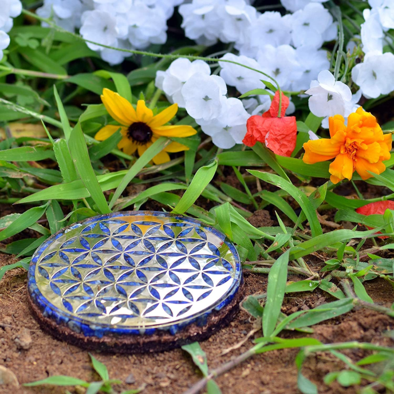 Water Charging Plate with Lapis Lazuli Healing Crystals and Flower of Life